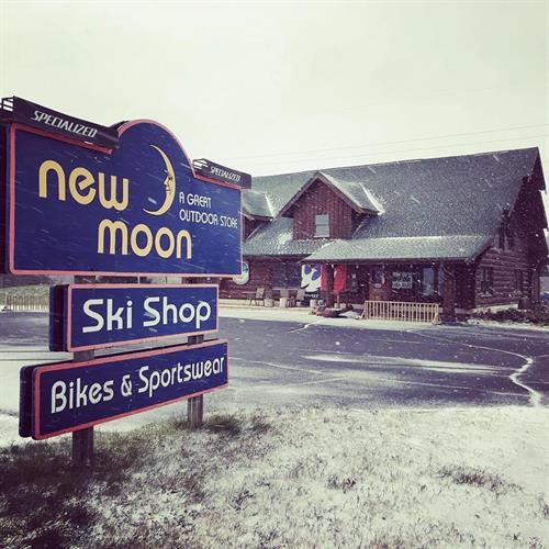 New Moon Ski